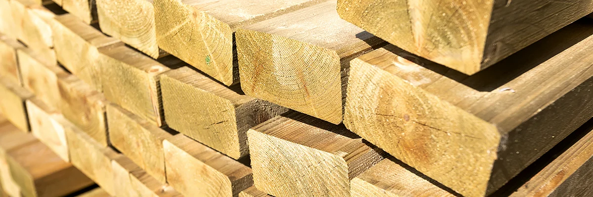 Legary 2x4 w konstrukcji szkieletowej ściany